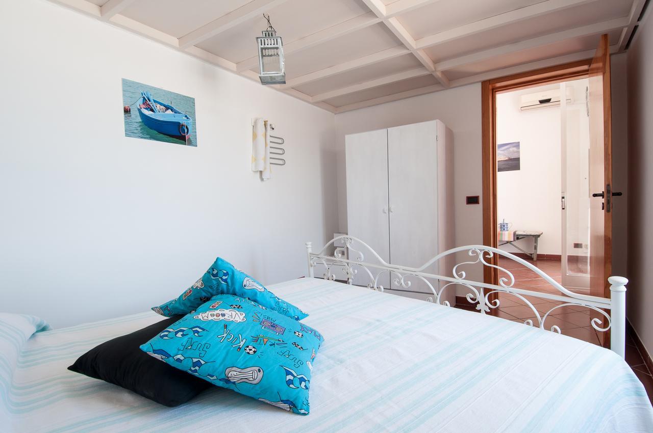 Appartement Helloapulia - Sea View Terrace Conchiglia à Monopoli Extérieur photo