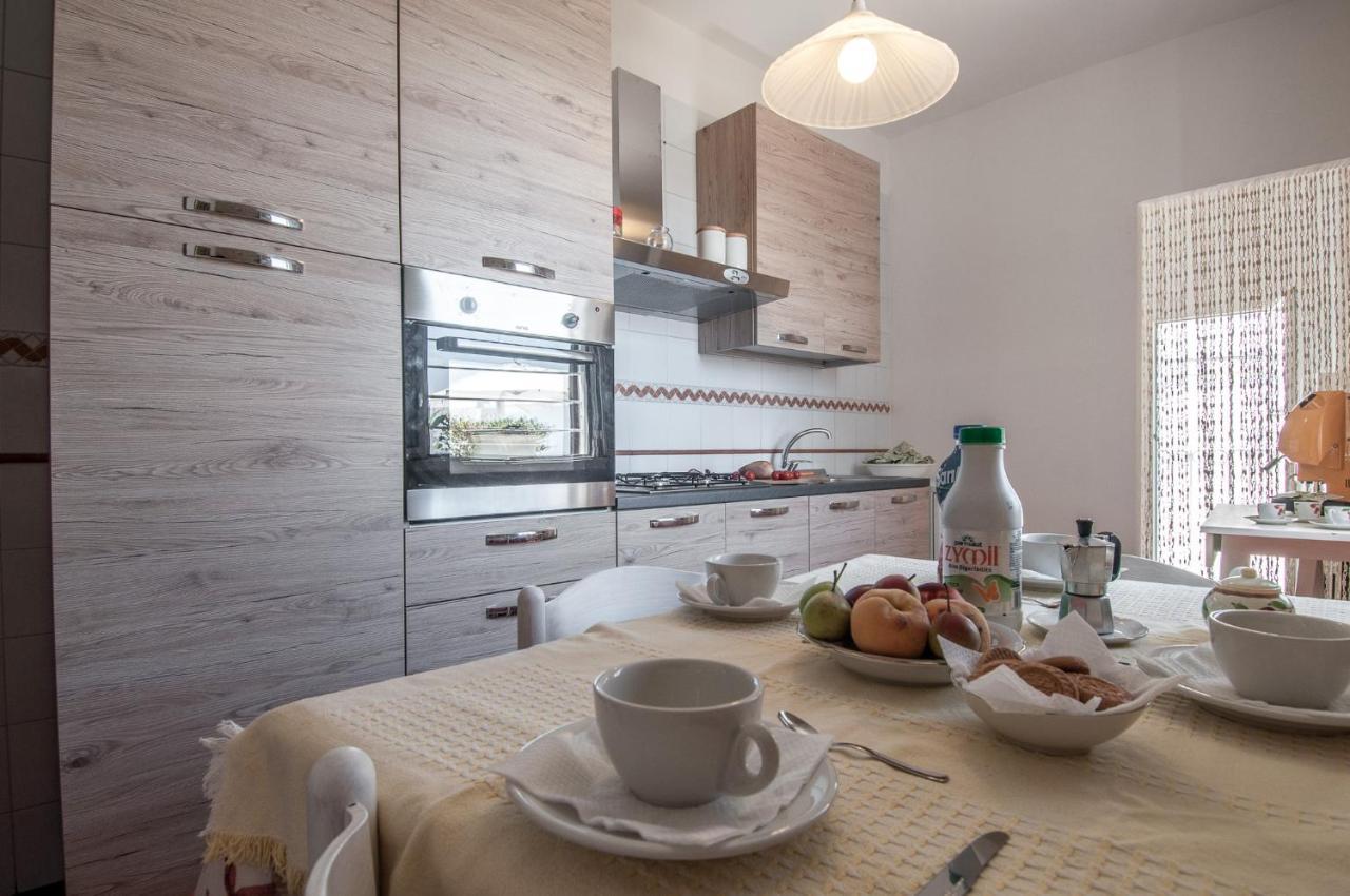 Appartement Helloapulia - Sea View Terrace Conchiglia à Monopoli Extérieur photo